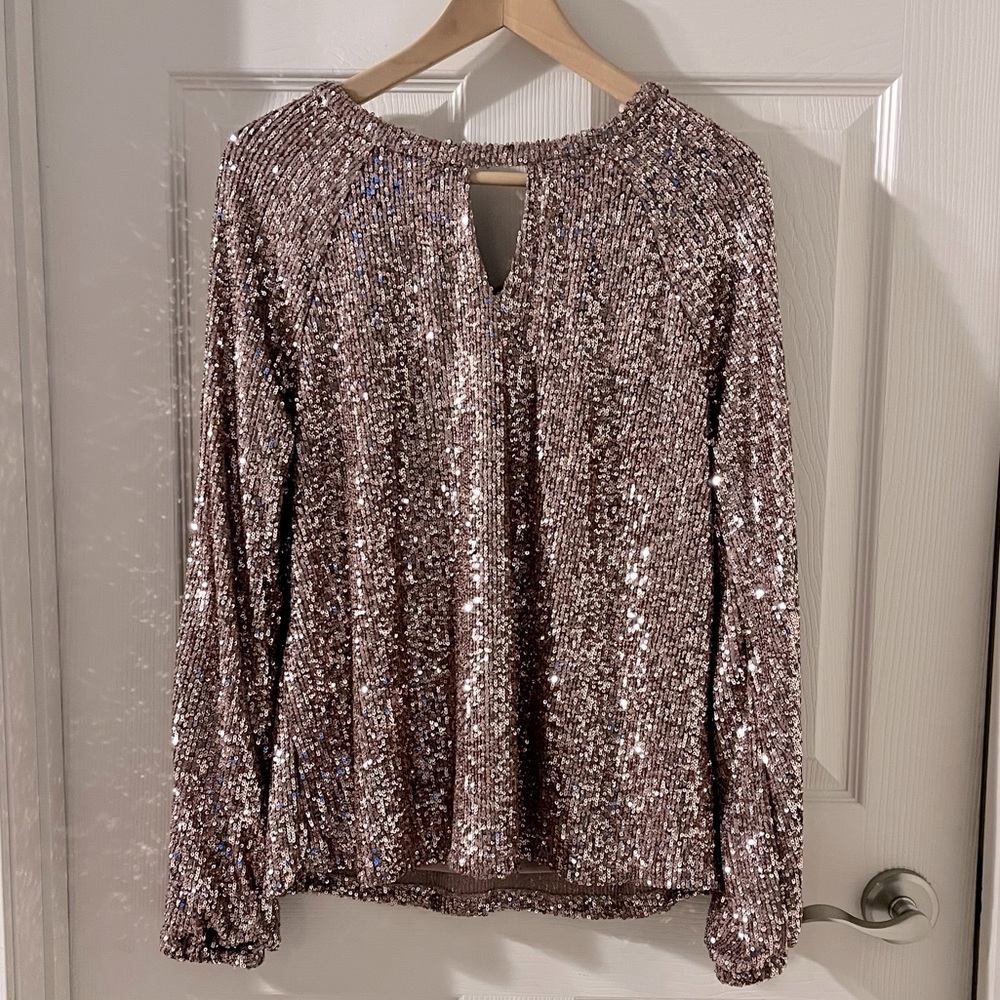 NWT! Cable & Guage Sequin Top